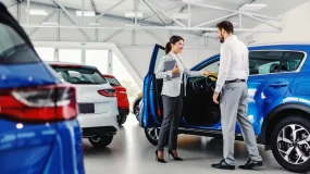 couple shopping for new car